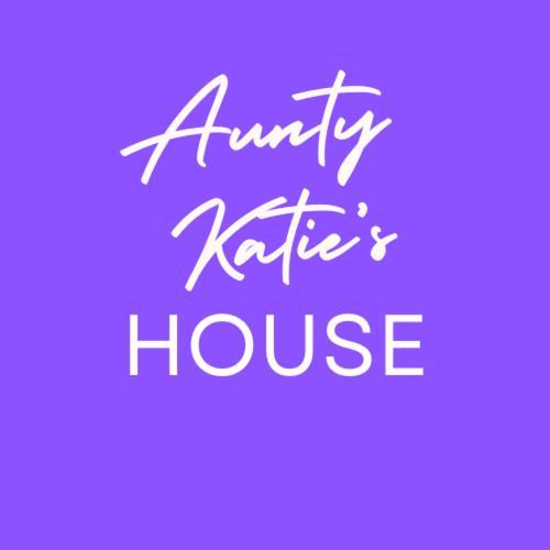 Aunty Katie'S House, Ni Tourist Board Certified & Located On The Main Oldpark Road To Belfast, With Free Continental Breakfast & Free Ultra Fast Sky Internet, Free Sky Sports & Free Sky Cinema, Self-Check In After 10Pm Gmt Hostel Bagian luar foto