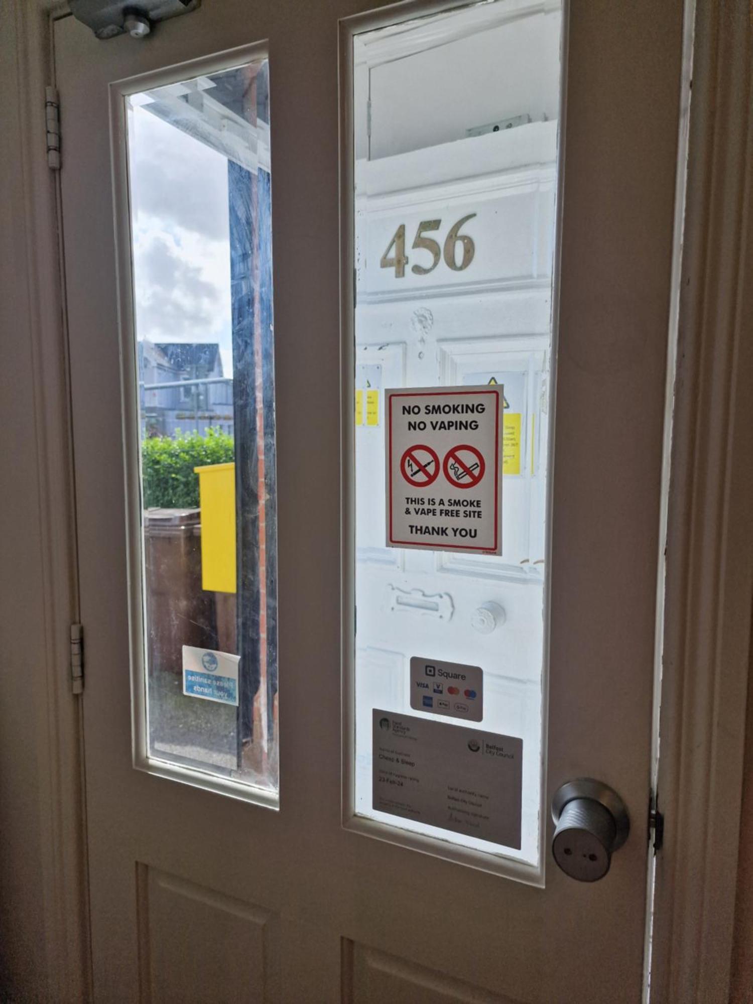 Aunty Katie'S House, Ni Tourist Board Certified & Located On The Main Oldpark Road To Belfast, With Free Continental Breakfast & Free Ultra Fast Sky Internet, Free Sky Sports & Free Sky Cinema, Self-Check In After 10Pm Gmt Hostel Bagian luar foto