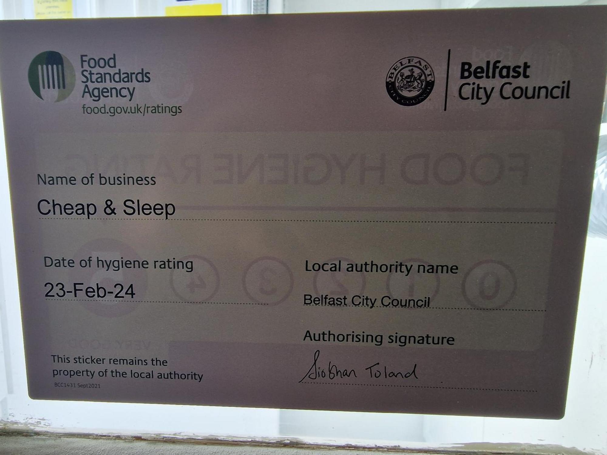 Aunty Katie'S House, Ni Tourist Board Certified & Located On The Main Oldpark Road To Belfast, With Free Continental Breakfast & Free Ultra Fast Sky Internet, Free Sky Sports & Free Sky Cinema, Self-Check In After 10Pm Gmt Hostel Bagian luar foto